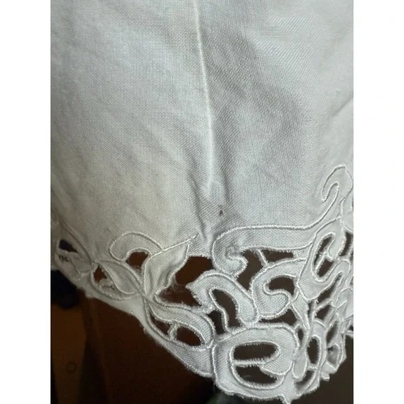 Vintage Scallop White Back Button Up Top Crochet Detail - Picture 2 of 4